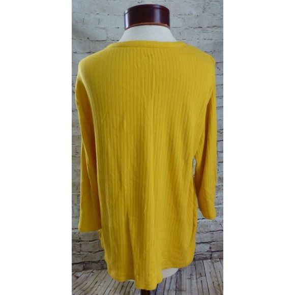 White Stag Yellow 3/4 Sleeves Shirt Women's Size XXL 20 2X - Picture 4 of 5